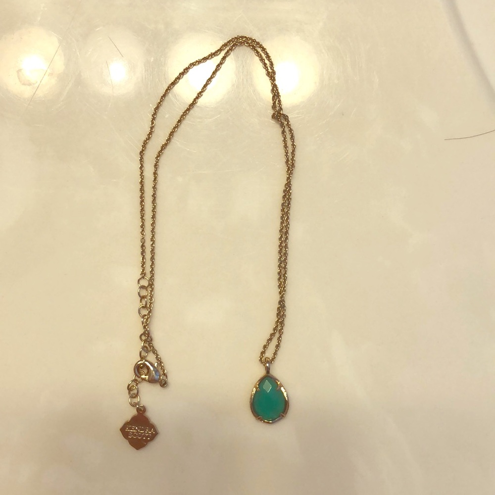 Kendra Scott Necklace
